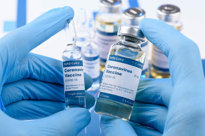 Vaccine EpiVacCorona, được phát triển bởi Viện Vector, phê duyệt ngày 15/10. Ảnh: La Noticia