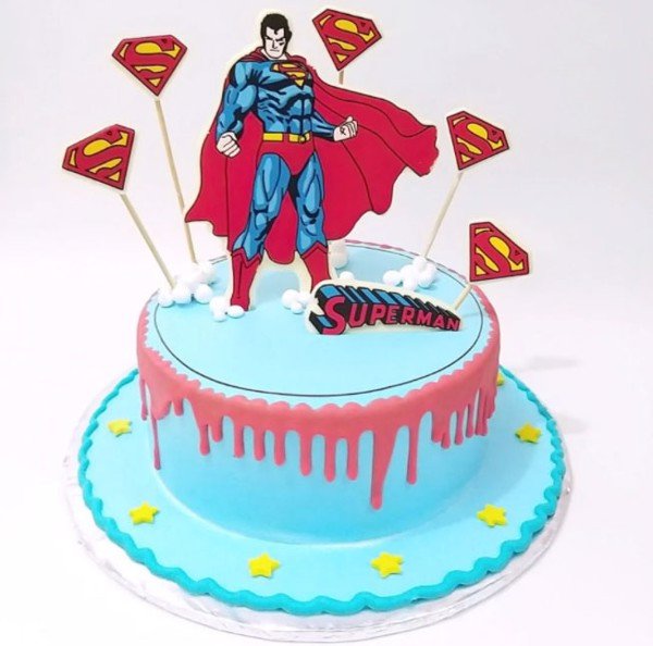 bánh sinh nhật superman